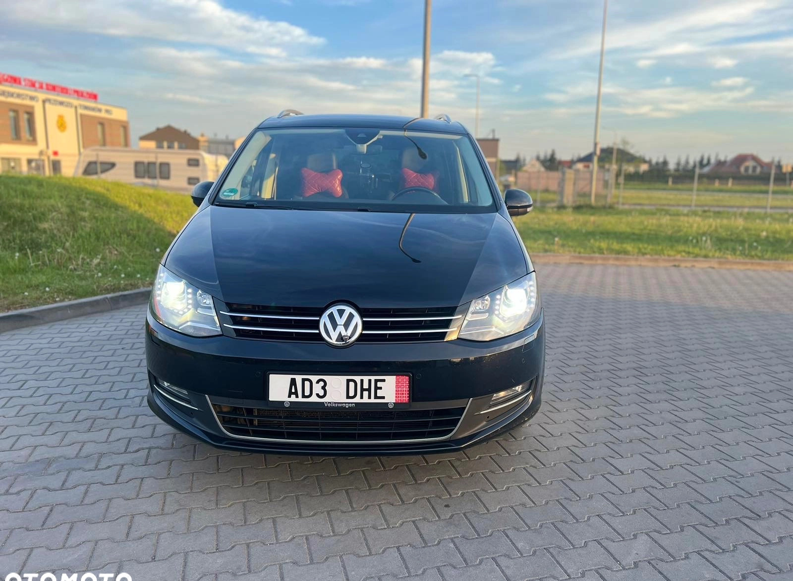 Volkswagen Sharan cena 85000 przebieg: 180000, rok produkcji 2019 z Wrocław małe 301